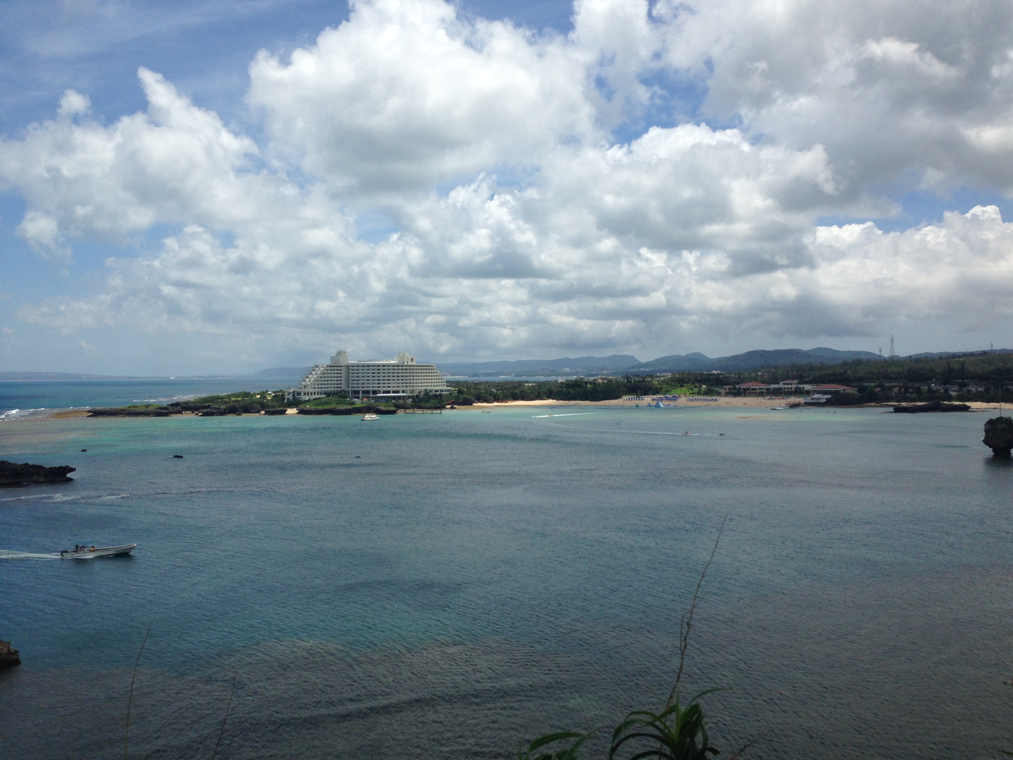 沖縄旅行の海
